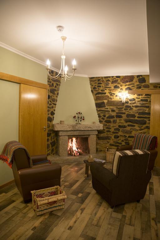 Casas Do Terreiro Guest House เซยา ภายนอก รูปภาพ