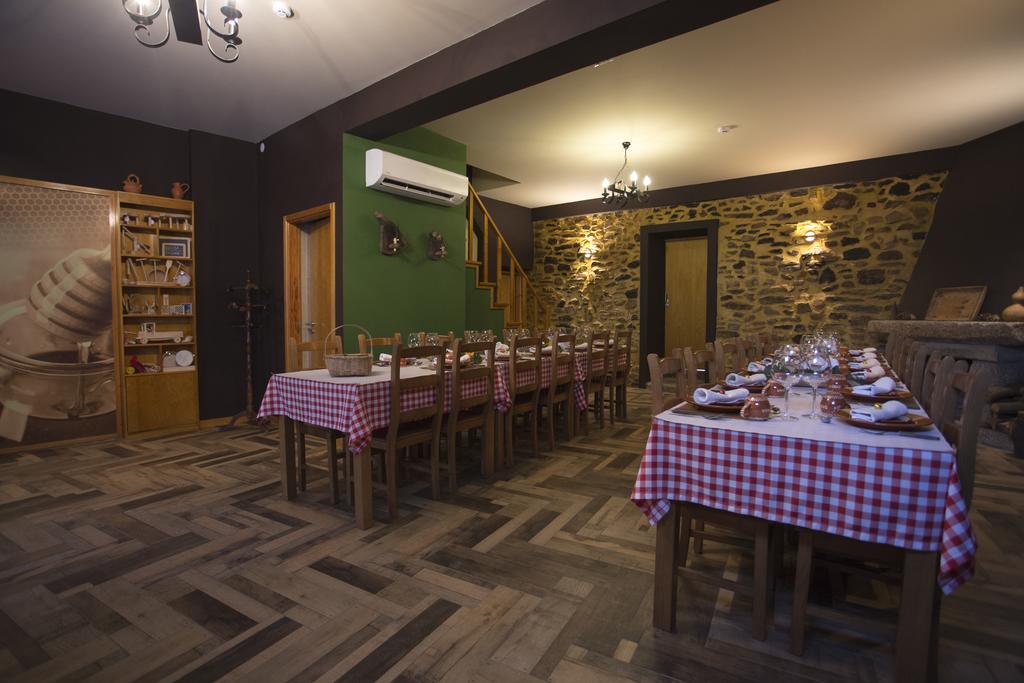 Casas Do Terreiro Guest House เซยา ภายนอก รูปภาพ