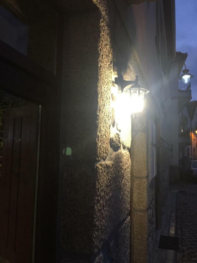 Casas Do Terreiro Guest House เซยา ภายนอก รูปภาพ